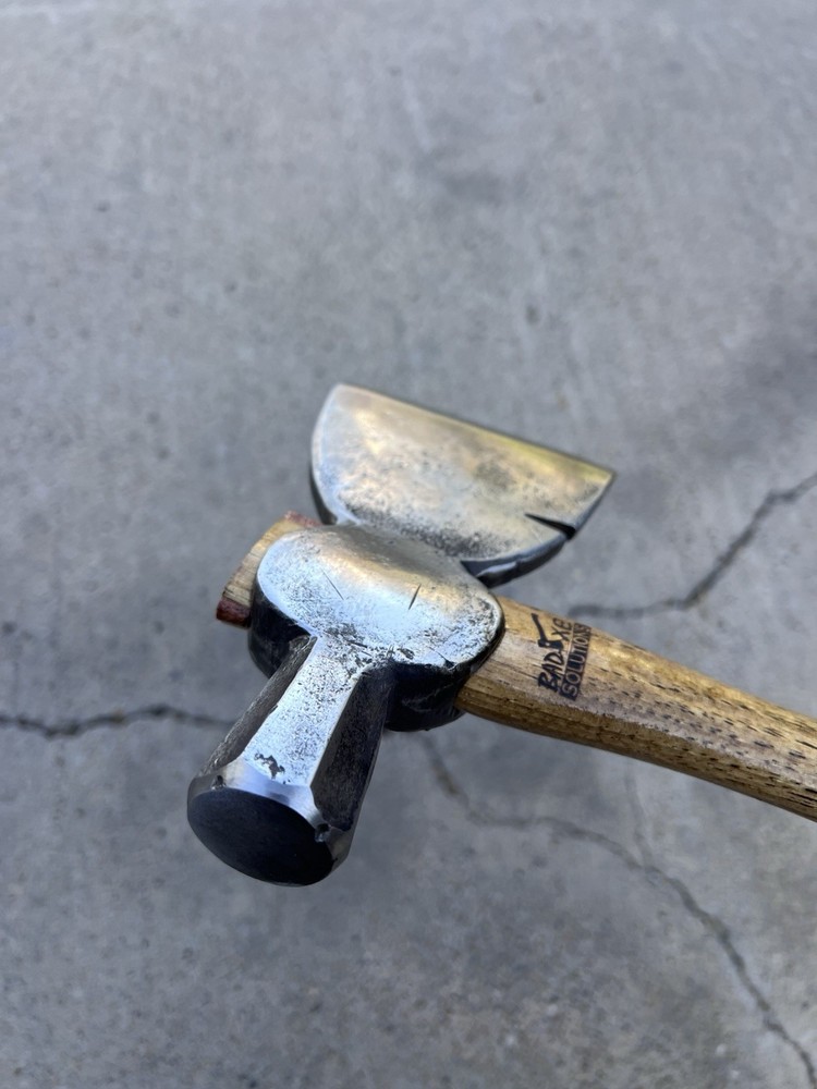 Bad-Axe BUCKEYE 2.2lb Carpenter Axe / Half Hatchet 14in Hickory Handle