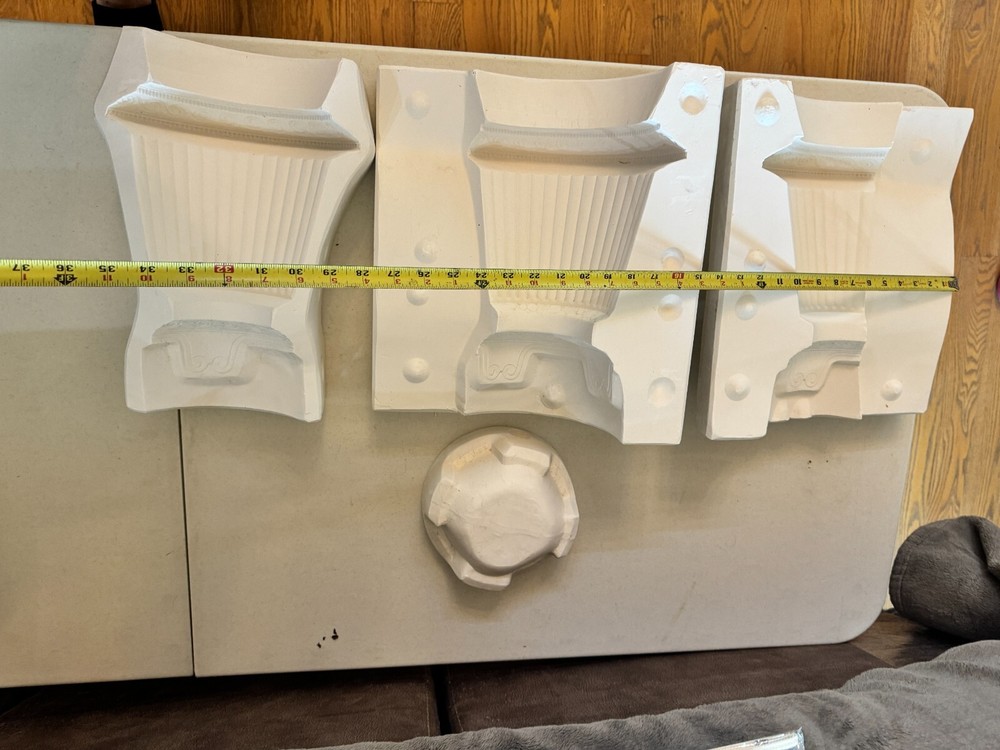 VINTAGE HEIRLOOM CERAMIC MOLD #1085 LARGE PLANTER