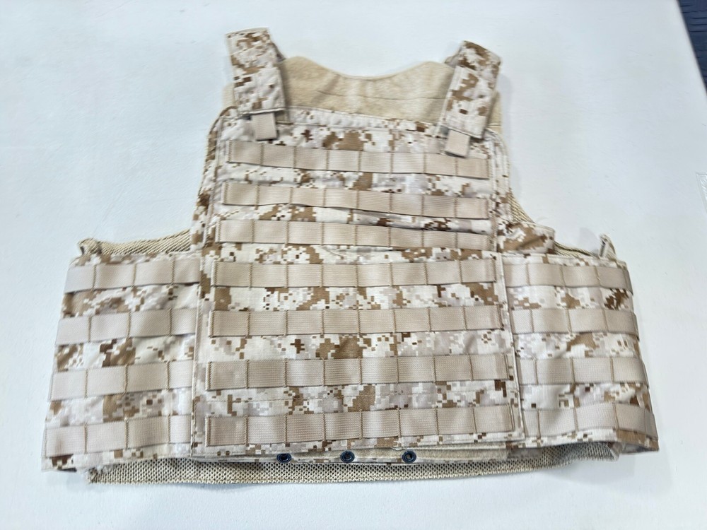 Prototype Eagle Industries Plate Carrier  AOR1 Tan Webbing XL