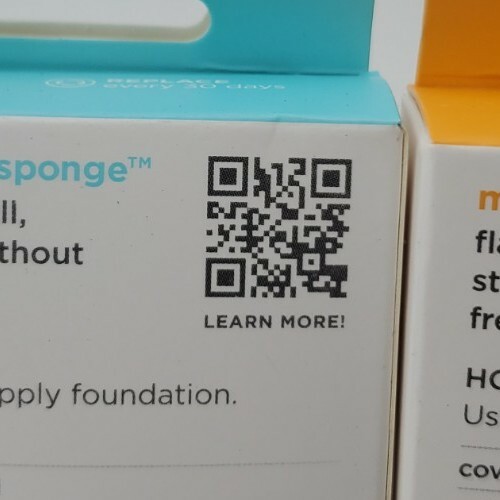 2 REAL TECHNIQUES Miracle Airblend Sponges & 1 Miracle Complexion Makeup Sponge