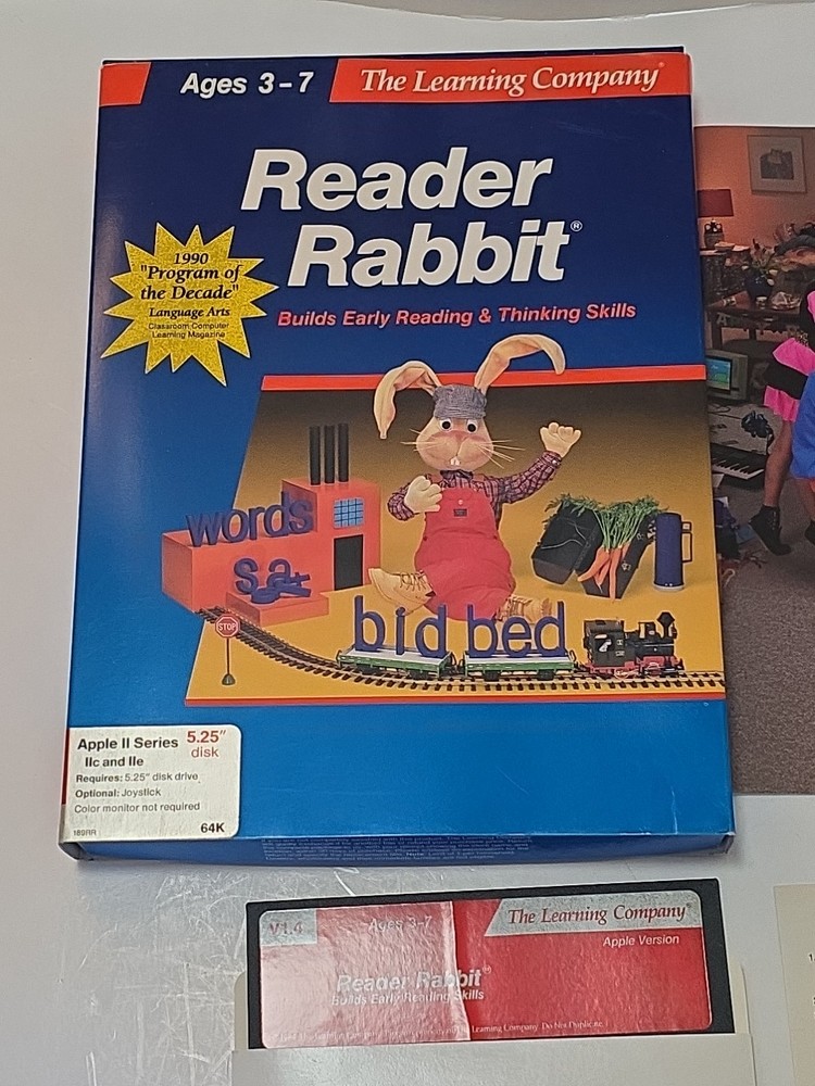 Vintage Apple 5.25" Floppy Disk Learning Company Reader Rabbit w/ Box and manual