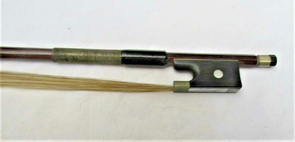 A    good  4 /4German  violin bow