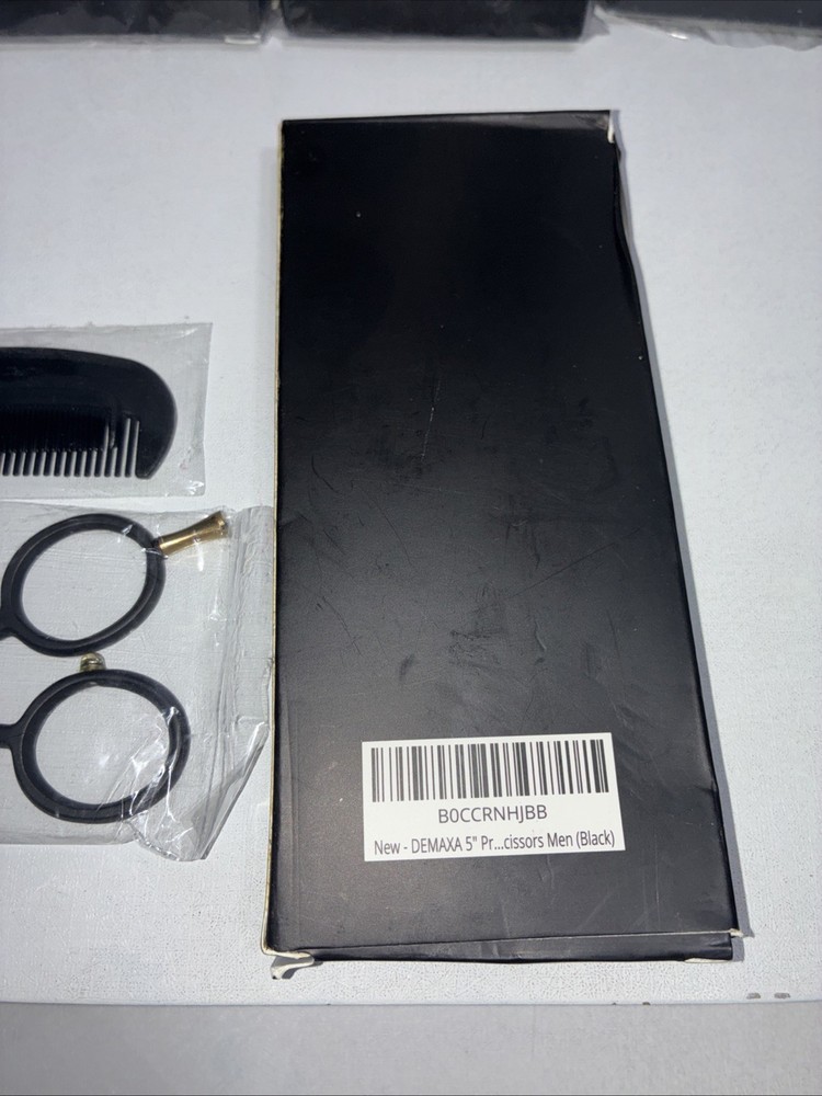 7 New Demaxa Beard + Mustache Trimming Kits