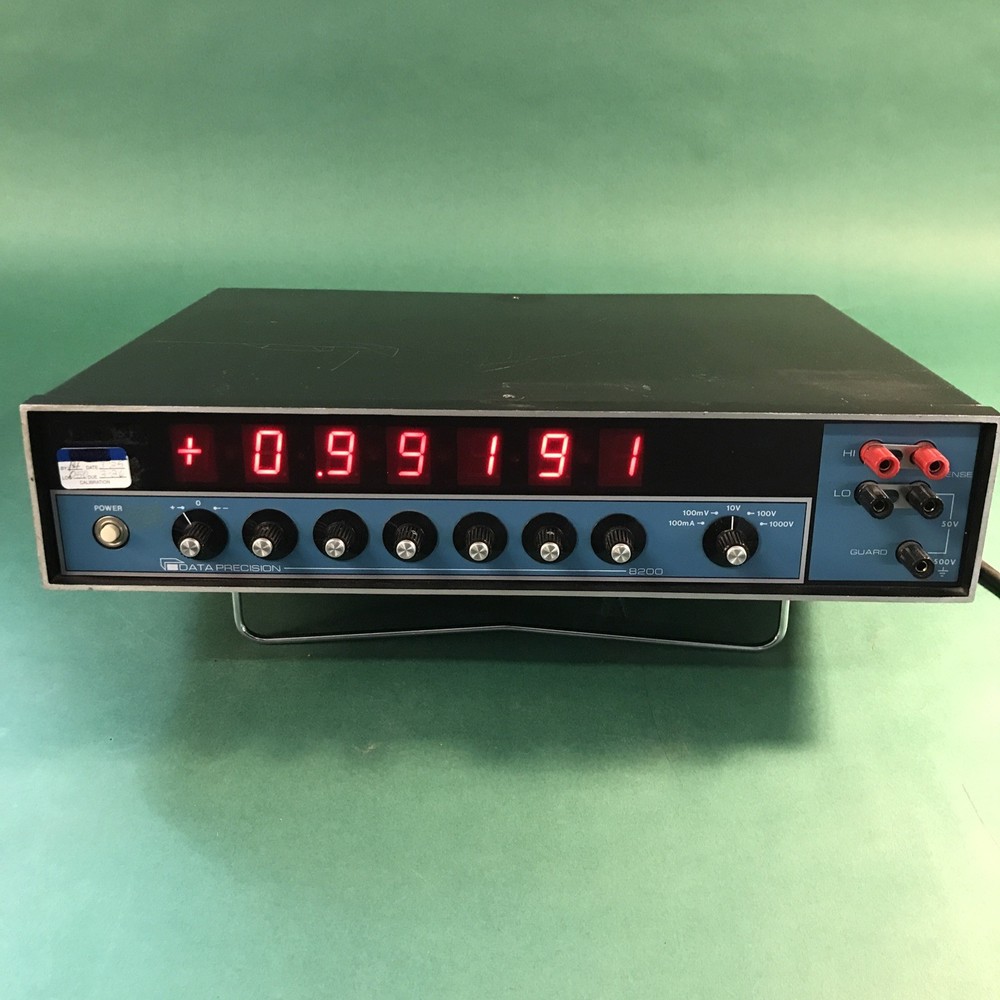 Data Precision 8200 Programmable DC Voltage Current Calibrator GPIB