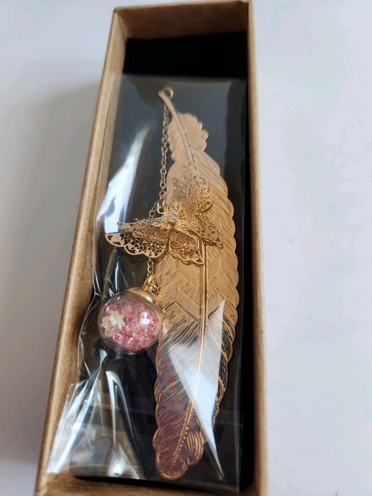 Handmade Golden Feather Metal Bookmark