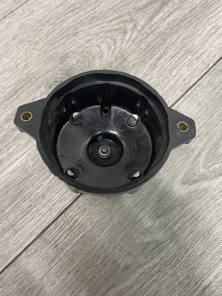Carquest CAC1612 Premium Distributor Cap