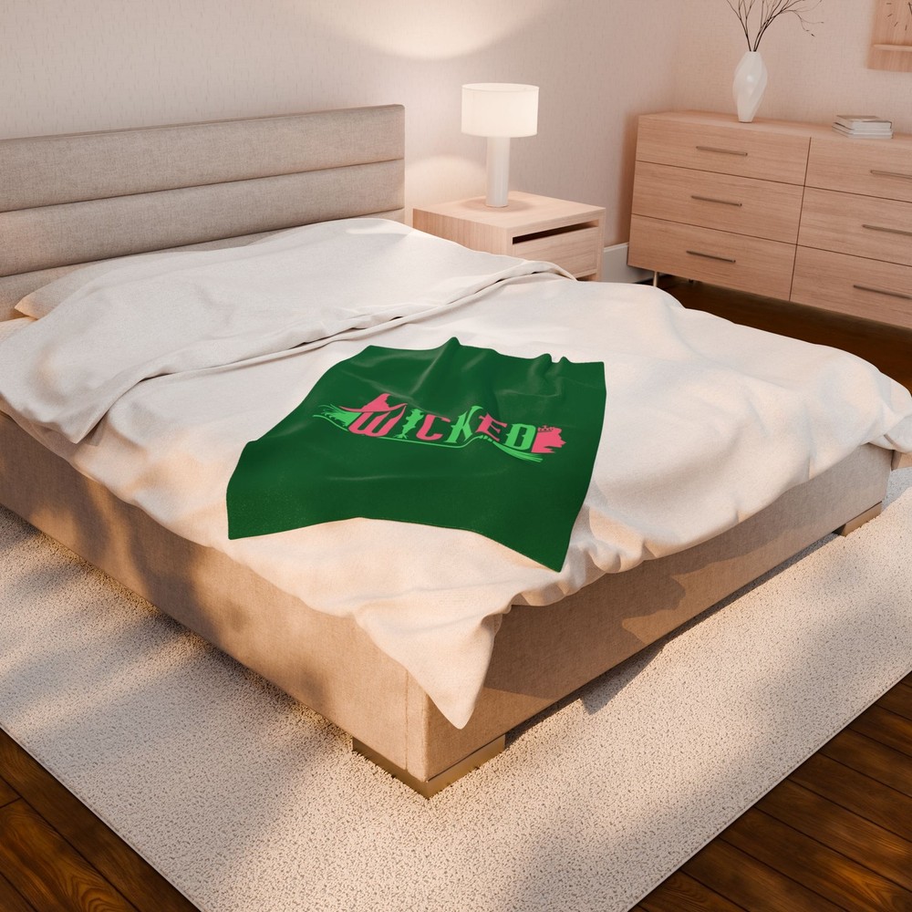 WICKED Plush Blanket green pink