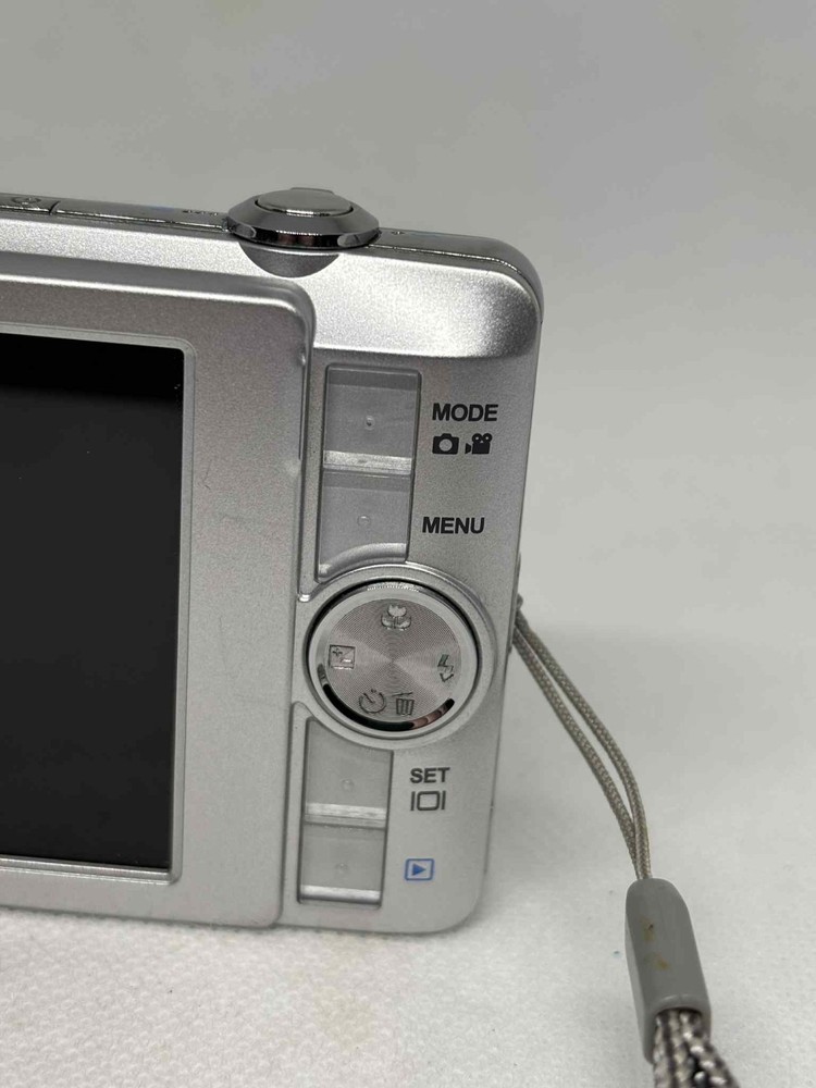 Polaroid t831 8.0 Megapixel Digital Camera - untested, read