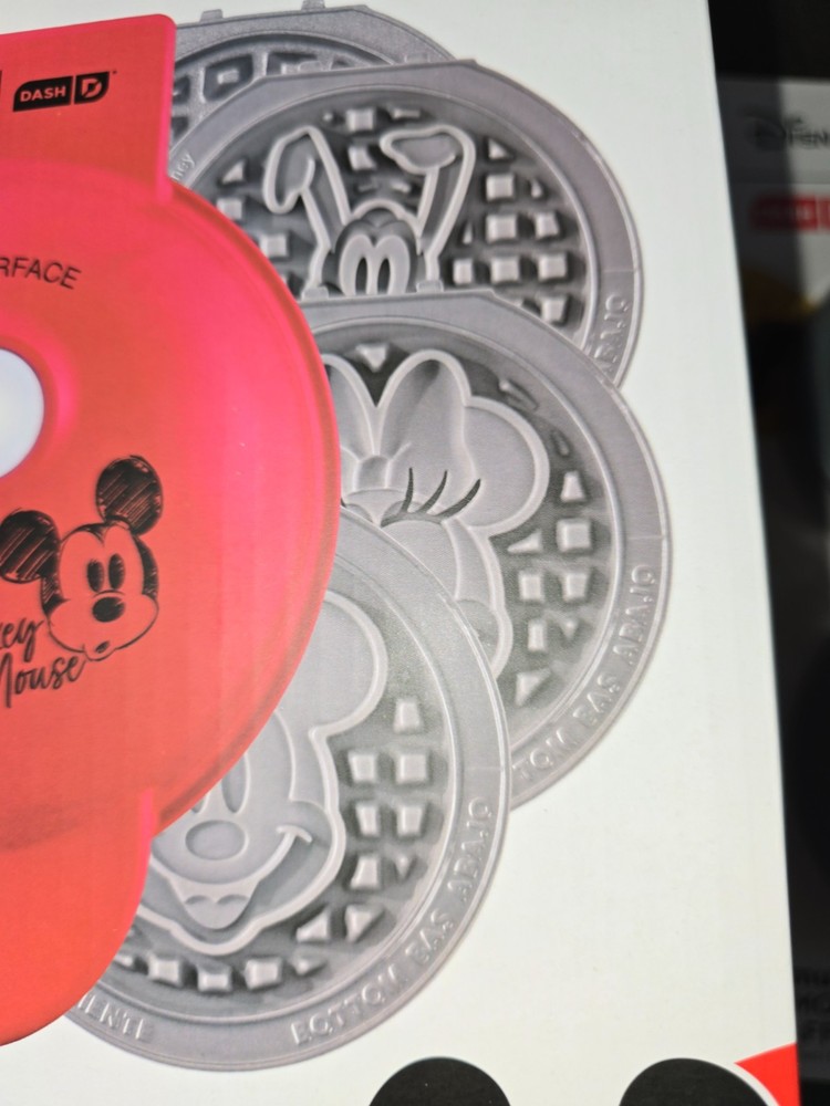 Disney Dash Mickey Minnie Mouse Pluto MultiMaker Mini Maker System + 2 Extra *