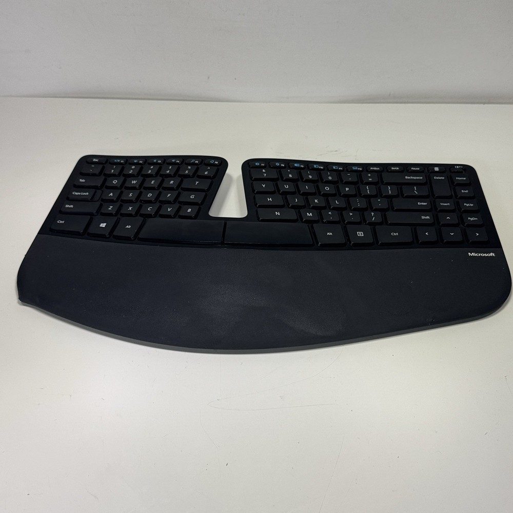 Microsoft Sculpt Ergonomic Desktop Wireless Keyboard Dongle Number Pad & Mouse