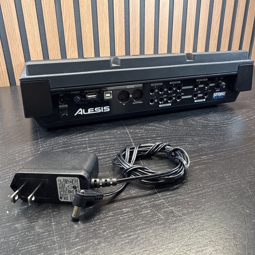 ALESIS Strike Multipad 9-Pad Percussion Instrument with Sampler and Looper