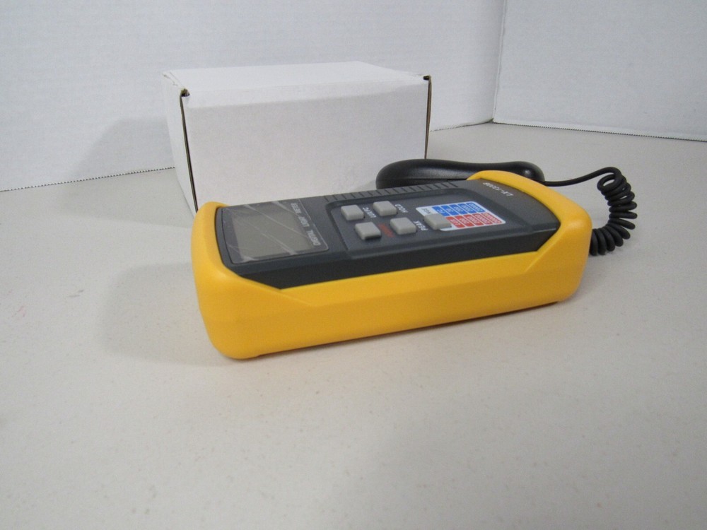 Digital Illuminance Light Meter LCD Display LX-1330B Working-Used