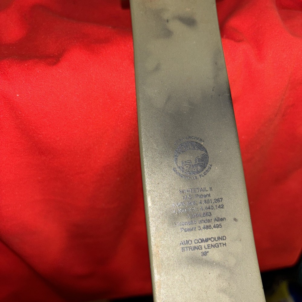 VINTAGE BEAR Whitetail II Compound Bow