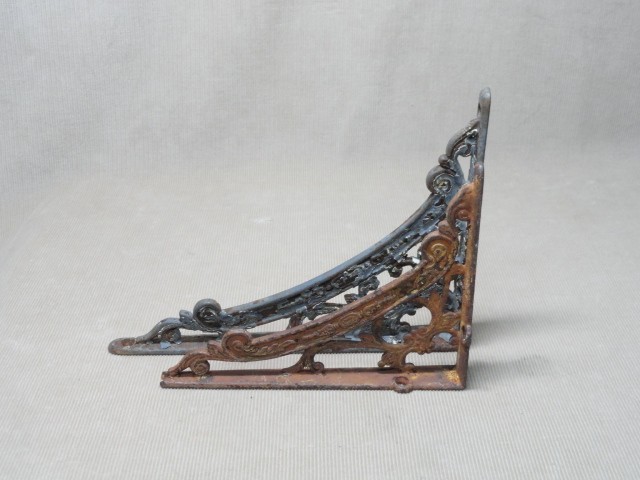 Victorian Cast Iron Shelf Brackets Same Pattern Different Size Original 'D'