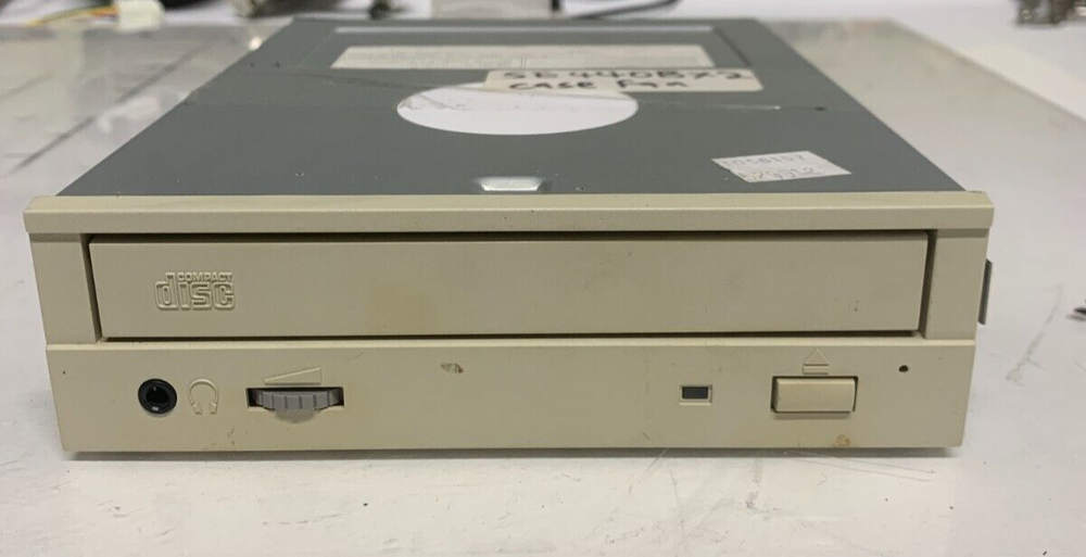 TOSHIBA CD-ROM DRIVE, XM-6402B