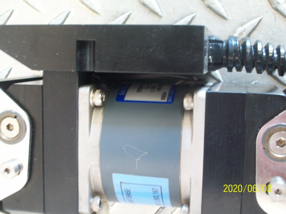 IVEK 102144-11 DOUBLE END A.P. MOTOR / BASE