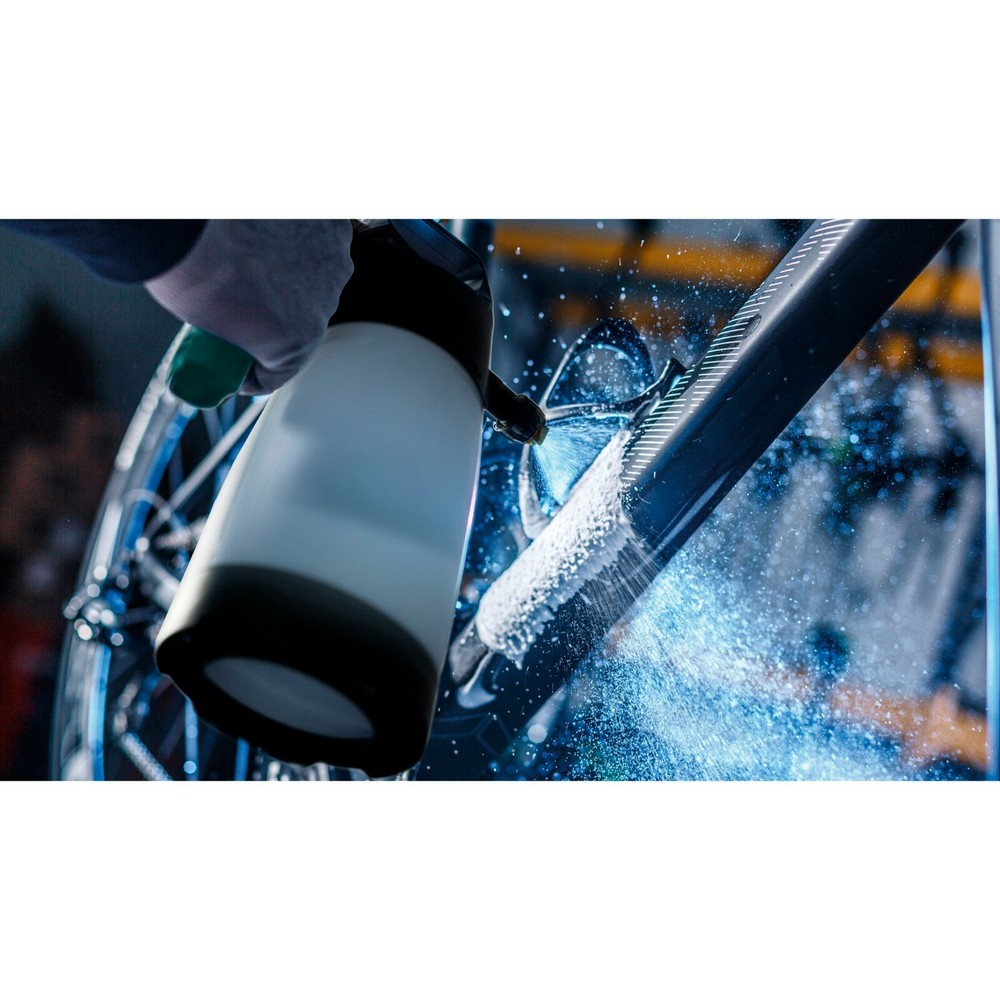 iK Foam Pro 2 Sprayer, Multi-Purpose Hand Pump Sprayer 64 OZ