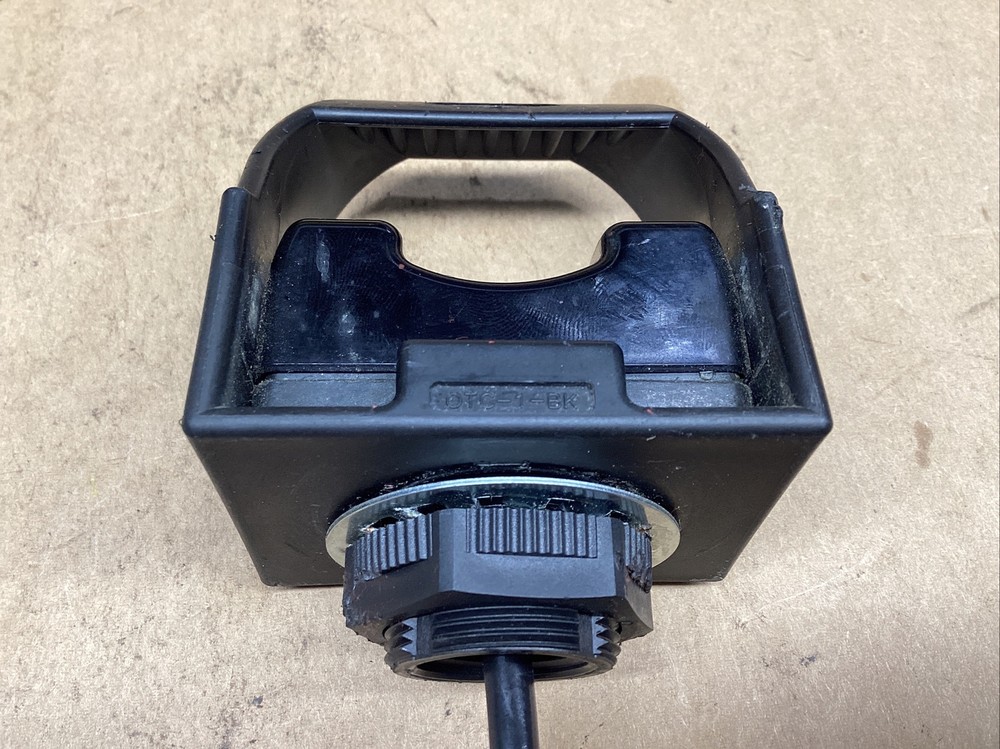 Banner OTBVR81 Optical Palm Touch Button #821I135