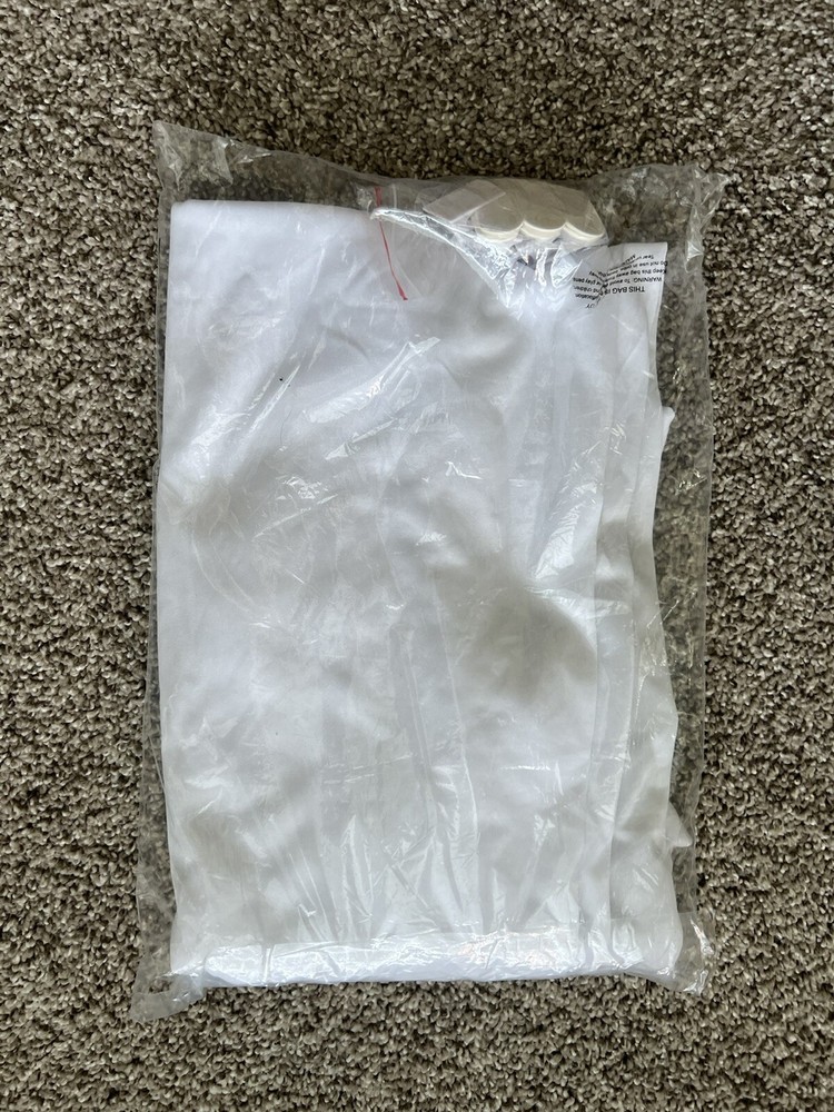 Simple Projection Screen 100” New In Package