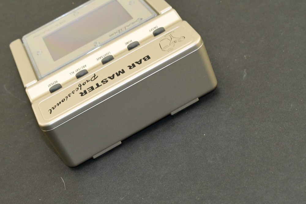 Excalibur Electronic Talking Pocket Bar Master Professional Recipe Maker Jokes