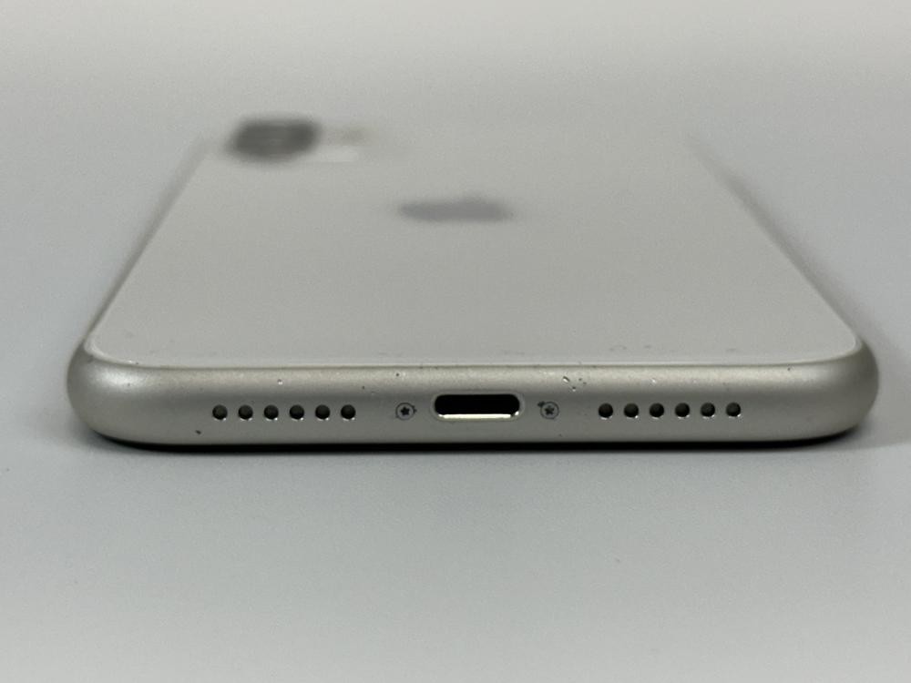 Apple iPhone 11 64GB A2111 White (Unlocked) Smartphone - Fair