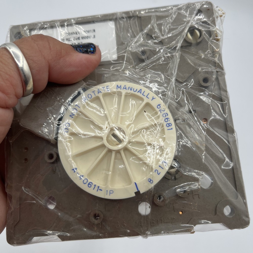 W10190935 Ice Maker Control Module for Whirlpool