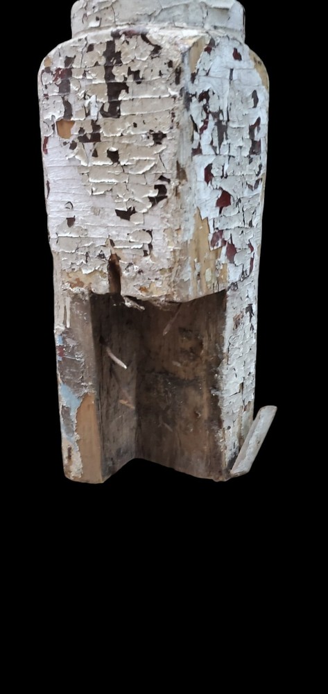 Pair Of Newel Posts *GAM0200