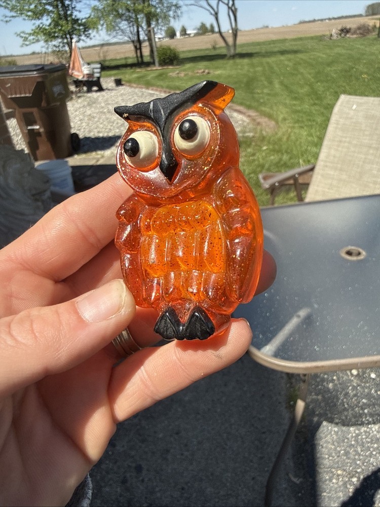 Vintage Lucite Glitter Owl Nightlight