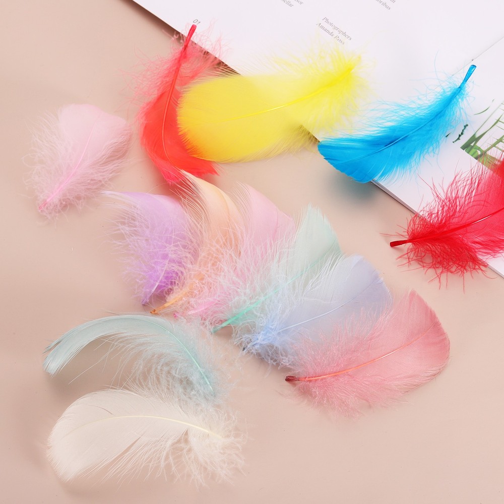 200 Pcs Light Purple Craft Feathers, 3-5 Inch Colored Feathers