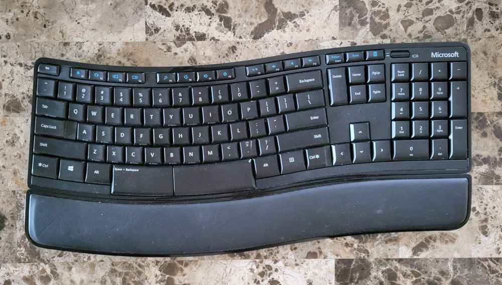 Microsoft - Sculpt Comfort Desktop Wireless Keyboard - NO USB - READ