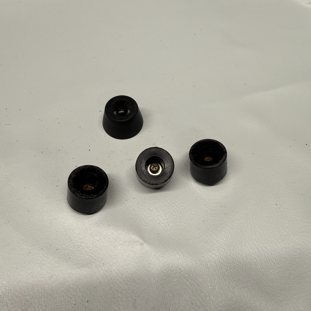 Marantz 1060 Bottom Feet