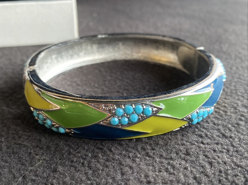 Sunnyclue Bracelet (Which Opens) And Ring Set.