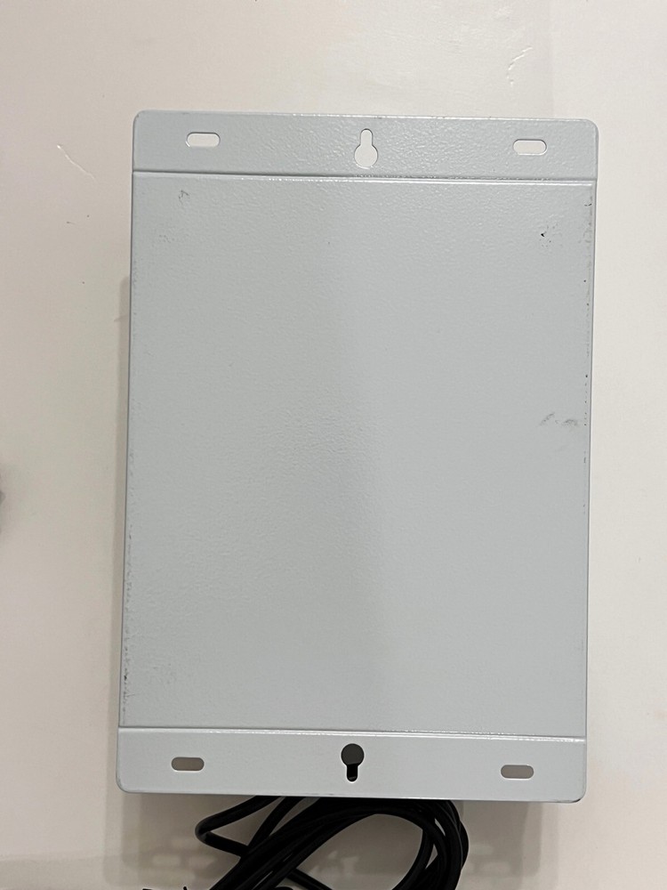 HyFo Green 8 light controller w/trigger cord