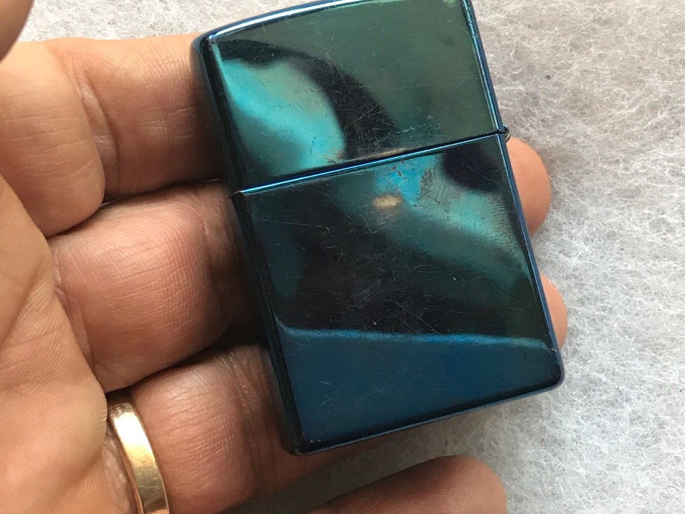 Metallic Blue Vintage ZIPPO CIGARETTE LIGHTER