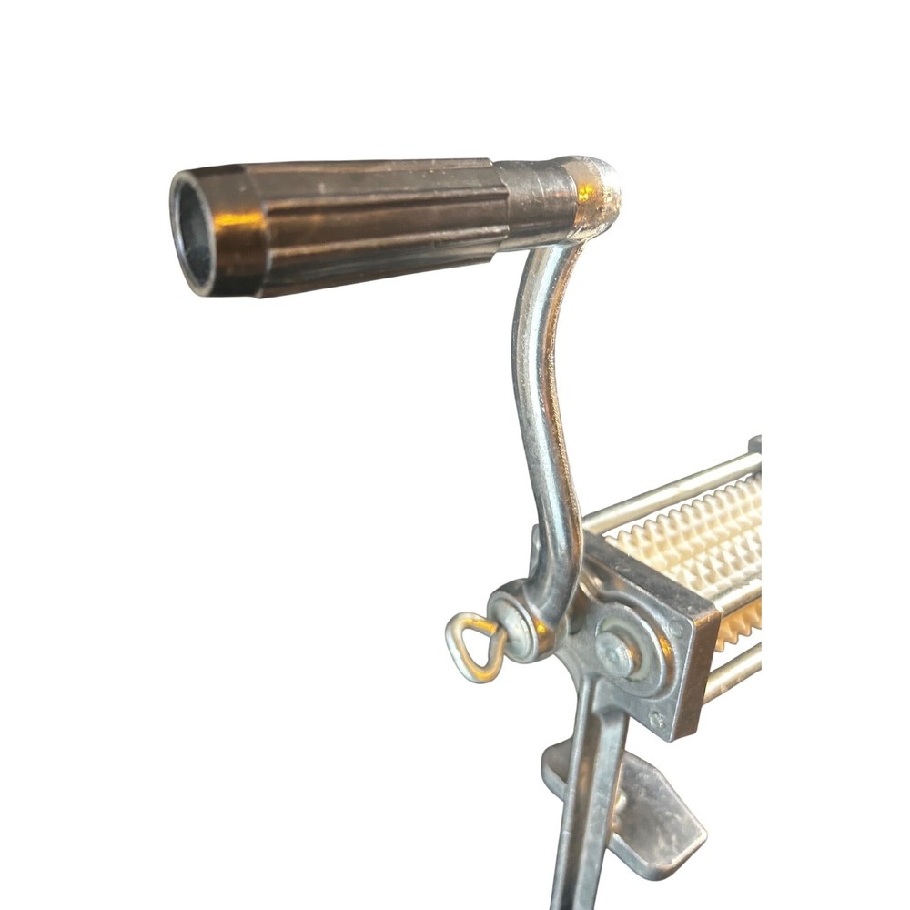 Manual Hand Crank Meat Tenderizer Dual Spiked Rollers Table Mount C-Clamp Silver