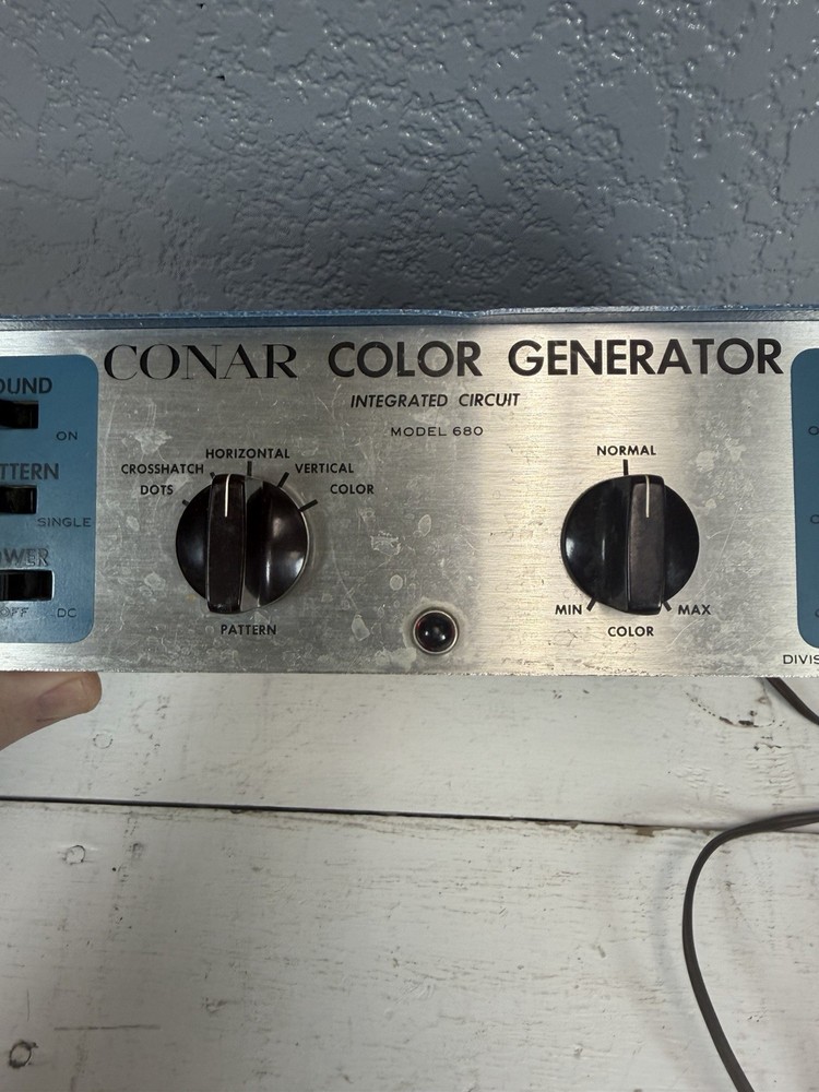 Vintage Conar Instruments Model 680 TV Pattern Generator Turns On