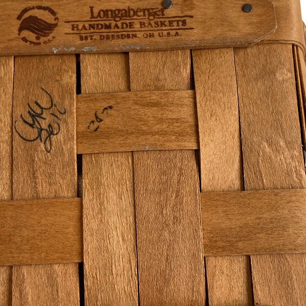 Small Longaberger Basket with Fabric Liner SIGNED 2010