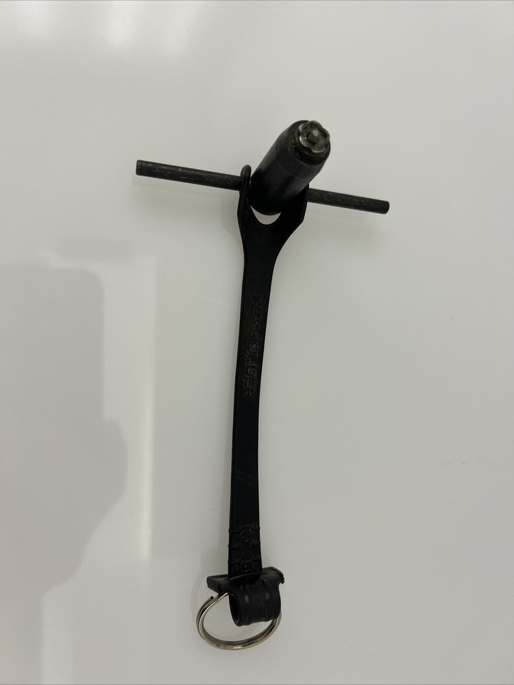 Cable Television CATV Security Box Key Utility Company ￼