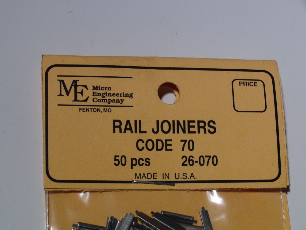 MICRO ENGINEERING #26-070 RAIL JOINERS HO CODE 70 - 50 PCS BIGDISCOUNTTRAINS