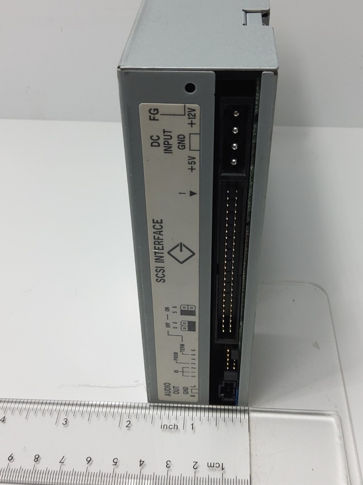 TEAC MODEL CD-532S (USED NOT TESTED)