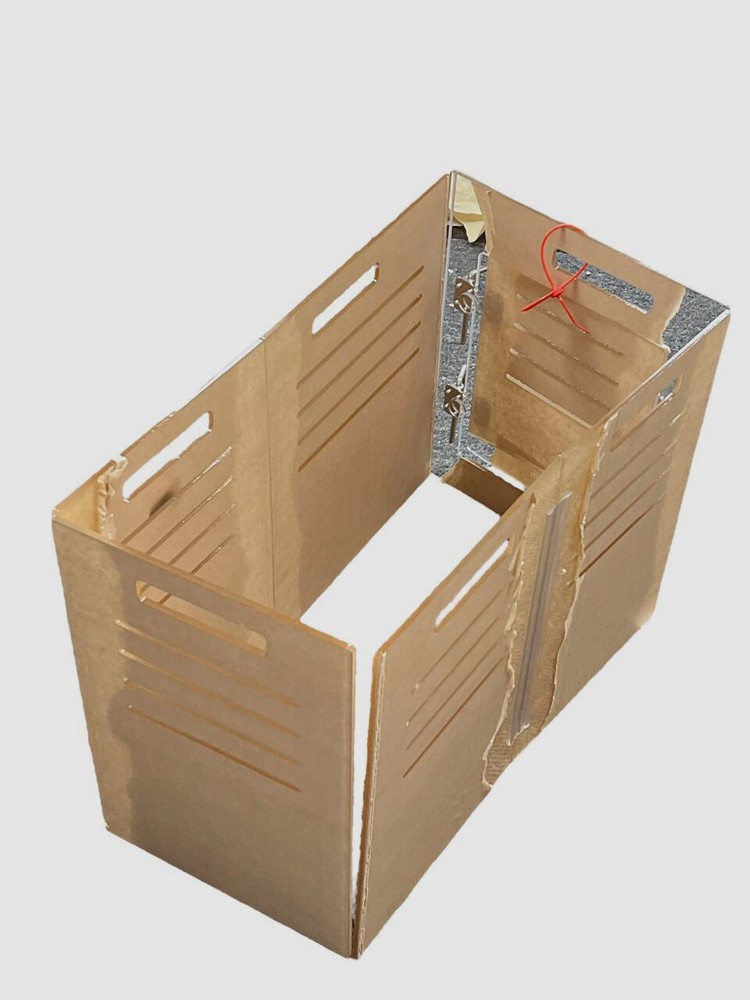 HIDDIN Small Clear View Pet Crate With Silver Latch
