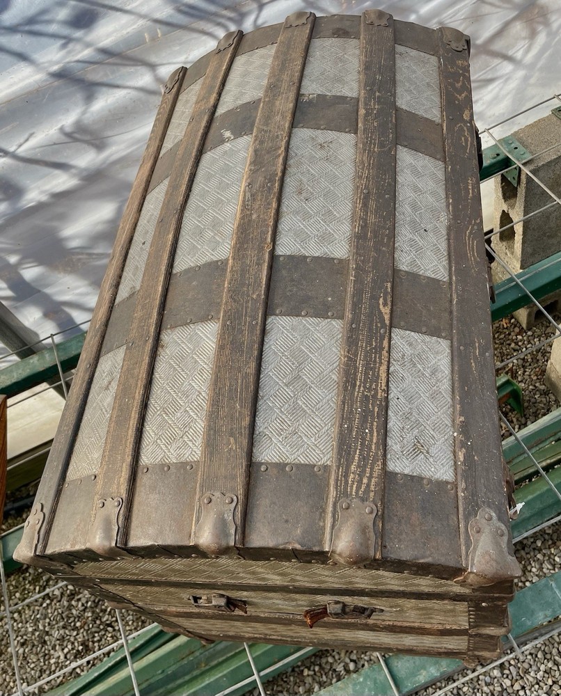 ANTIQUE DOME TOP STEAMER TRUNK, CHEST, EMBOSSED TIN