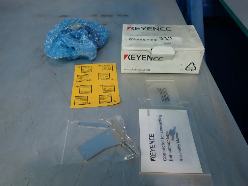 KEYENCE SENSOR HEAD GV-H45