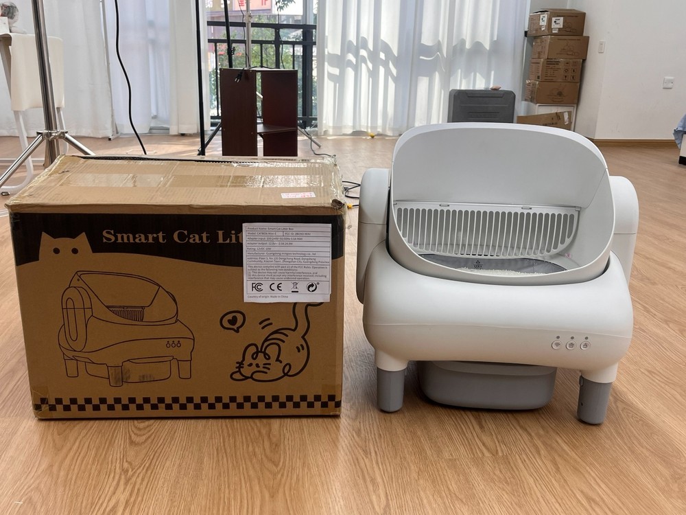 USED Automatic Self-Cleaning Cat Litter Box, Smart Litter Box with APP Control
