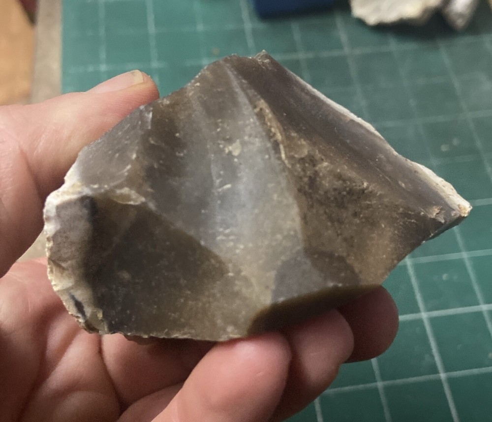Texas Georgetown Flint Rock Dark Ringed Quality Knapping Fire Making 0.71 lbs
