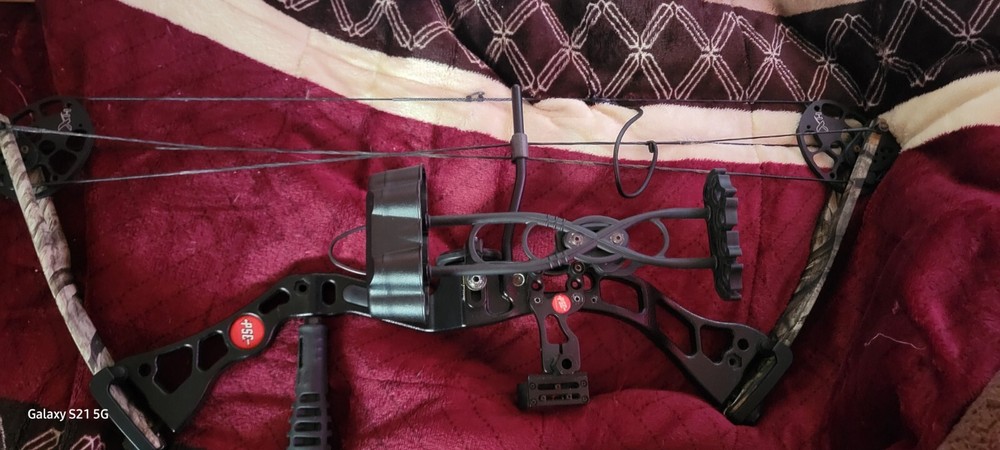 pse compound bow right hand