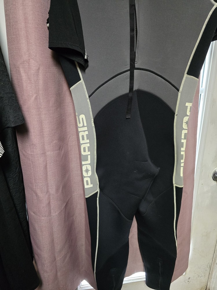 Black One Pc Polaris Wet Suit XL.