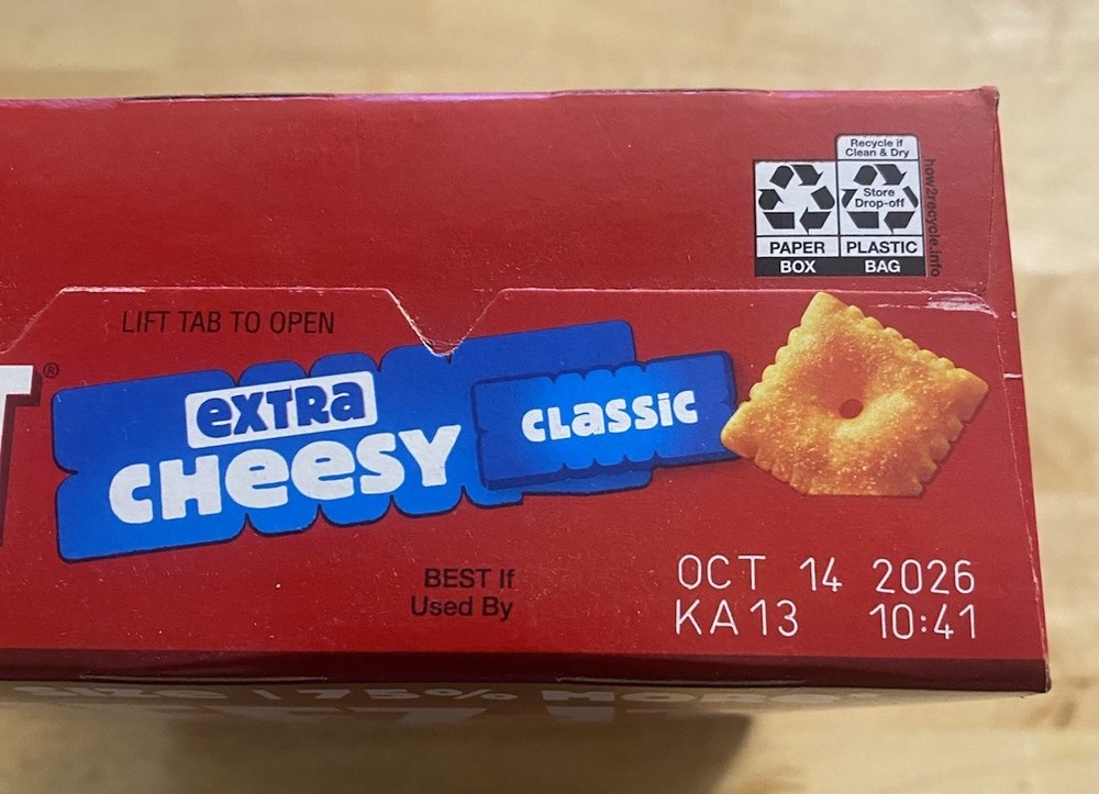 CHEEZ IT EXTRA CHEESY CLASSIC CHEDDAR FLAVORED BAKED SNACK CRACKERS 12.4 OZ