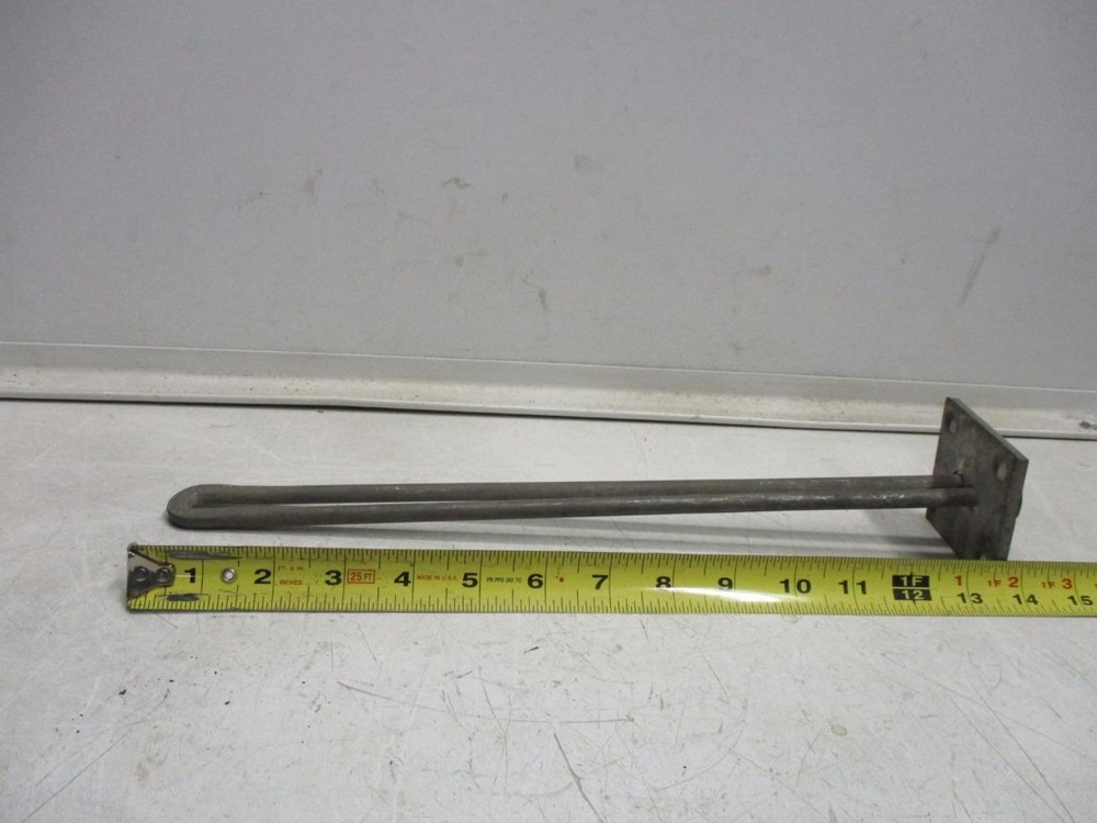 CHROMALOX TG 1207, 240V 2000W Water Heater Element - 13-1/2"