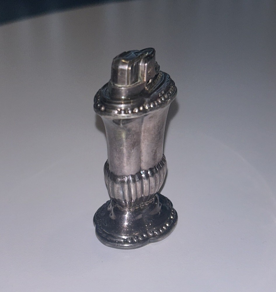 Vintage Ronson Mayfair Tabletop Lighter Art Deco Silver Plated Vtg